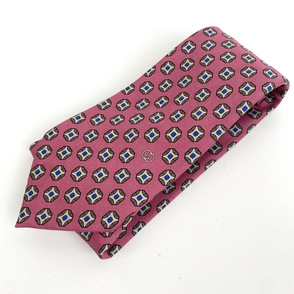 Gucci Silk Tie Pink